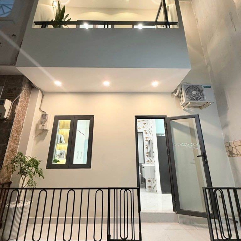 Nhà phố Thích Quảng Đức Phú Nhuận hẻm xe hơi thông full nội thất cao cấp